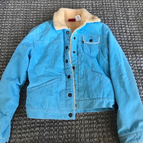 Levi's Jackets & Blazers - Levi’s Quilted Corduroy jacket